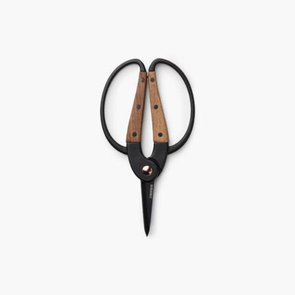 Walnut Handle Garden Scissors – view 2