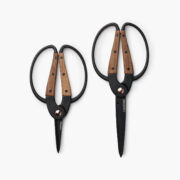 Walnut Handle Garden Scissors – view 4
