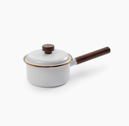 Enamel Saucepan – view 2